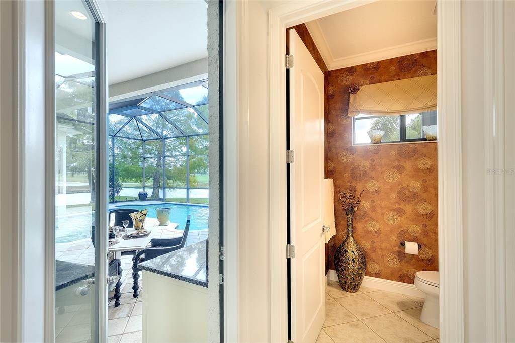 En Venta: $1,150,000 (3 camas, 3 baños, 2519 Pies cuadrados)