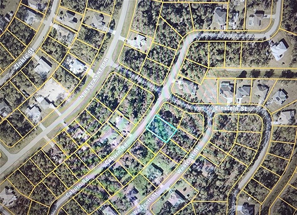 En Venta: $24,000 (0.23 acres)