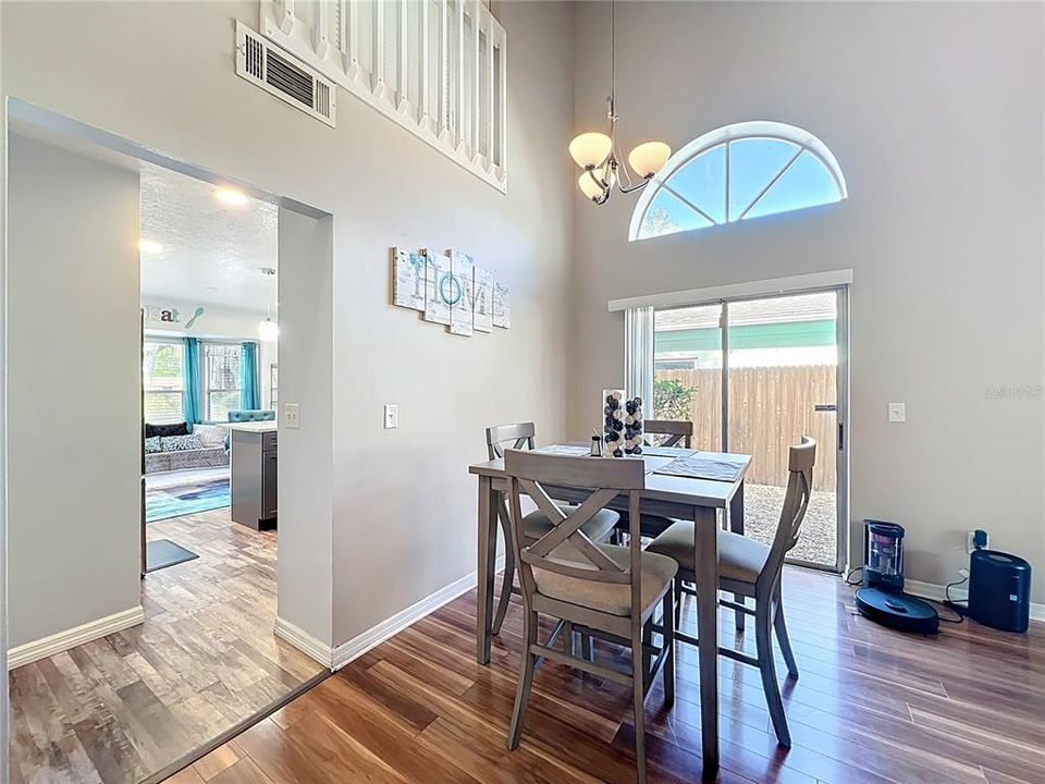 For Sale: $349,900 (3 beds, 2 baths, 1420 Square Feet)