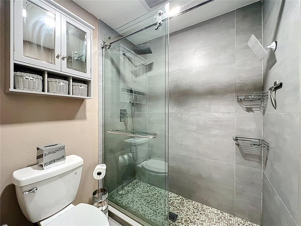 For Sale: $349,900 (3 beds, 2 baths, 1420 Square Feet)