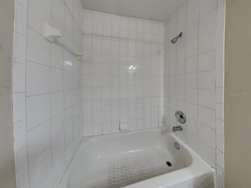 For Sale: $280,000 (3 beds, 2 baths, 2035 Square Feet)