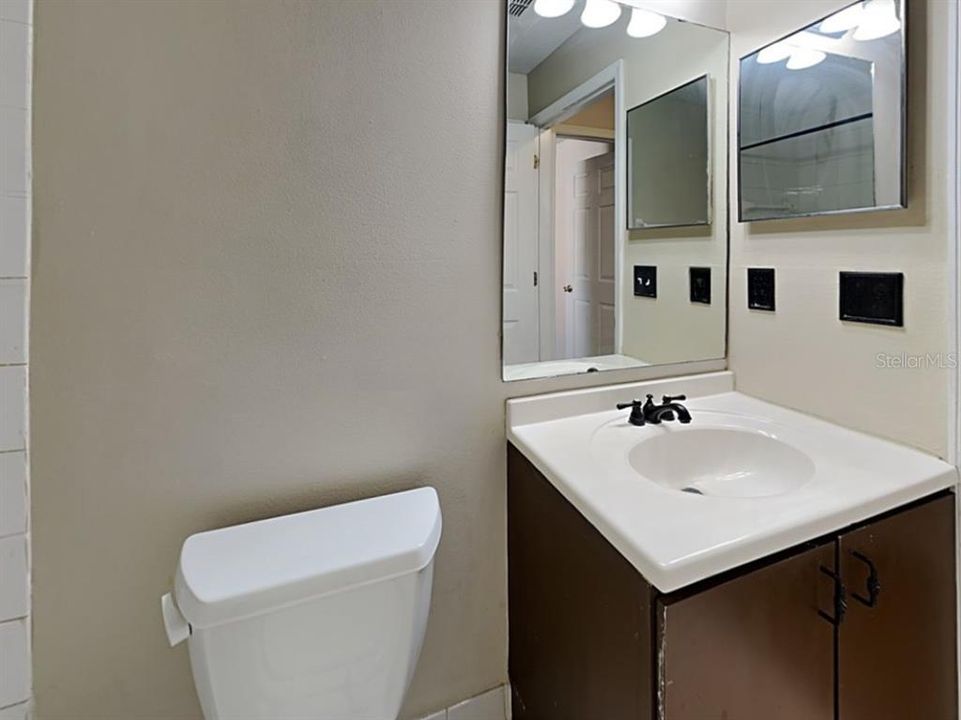 For Sale: $280,000 (3 beds, 2 baths, 2035 Square Feet)