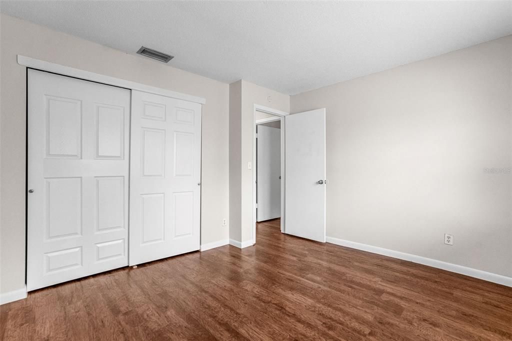 For Rent: $2,450 (4 beds, 2 baths, 1645 Square Feet)