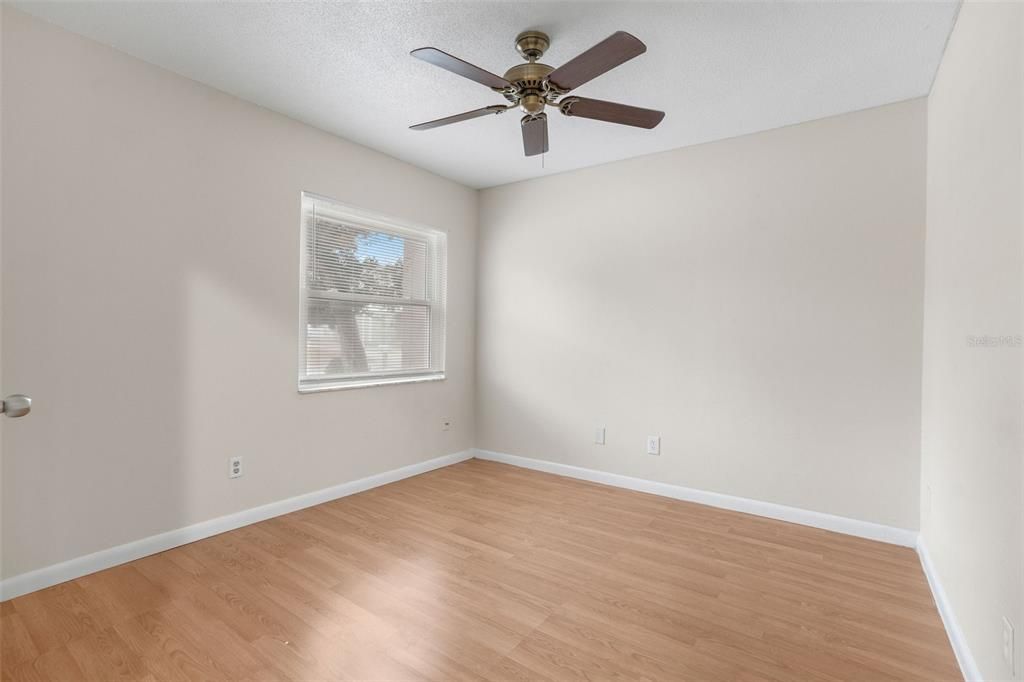 For Rent: $2,450 (4 beds, 2 baths, 1645 Square Feet)