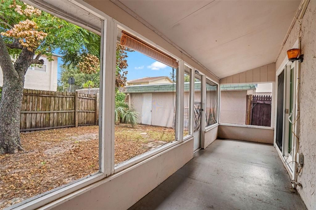 For Rent: $2,450 (4 beds, 2 baths, 1645 Square Feet)