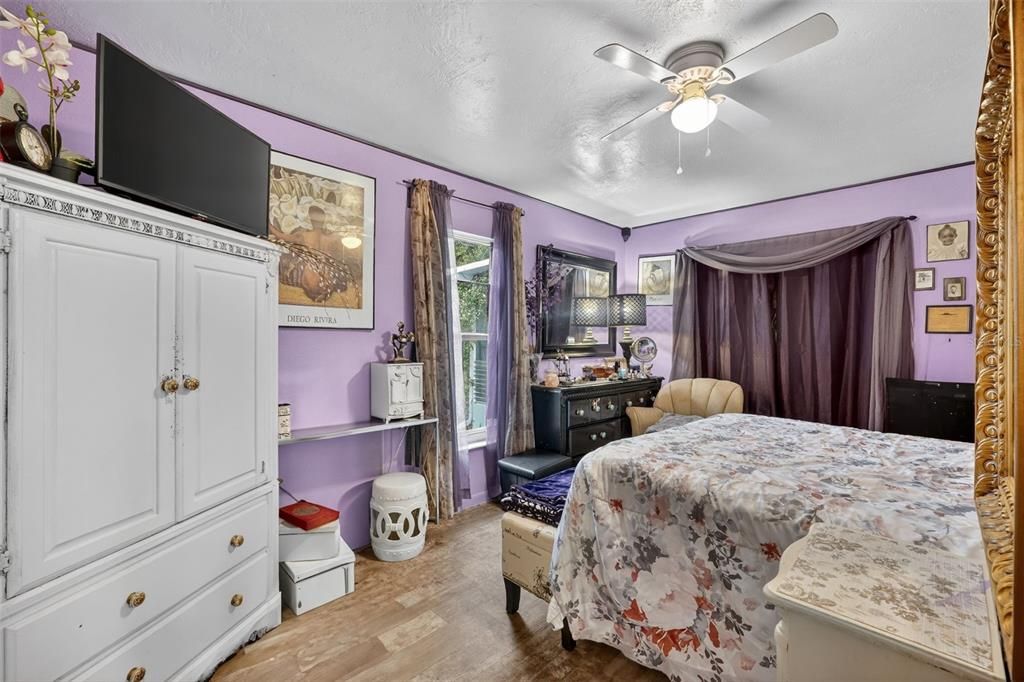 En Venta: $385,000 (3 camas, 2 baños, 972 Pies cuadrados)