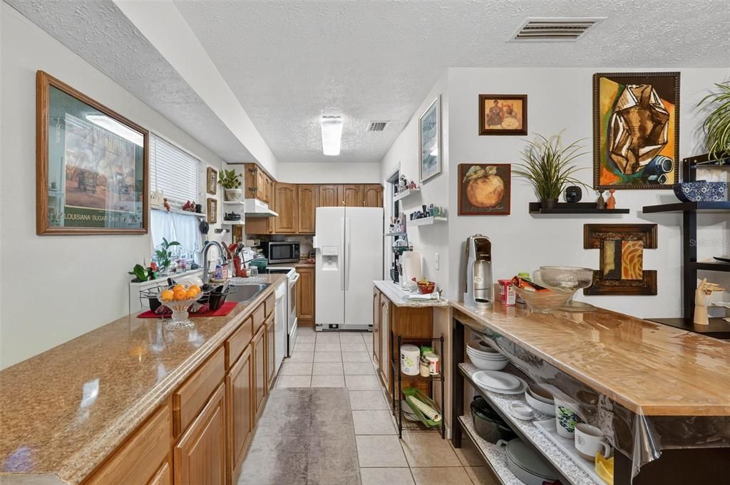 En Venta: $385,000 (3 camas, 2 baños, 972 Pies cuadrados)