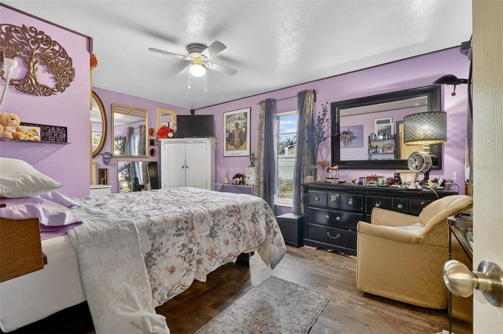 En Venta: $385,000 (3 camas, 2 baños, 972 Pies cuadrados)