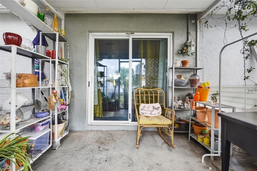 En Venta: $385,000 (3 camas, 2 baños, 972 Pies cuadrados)