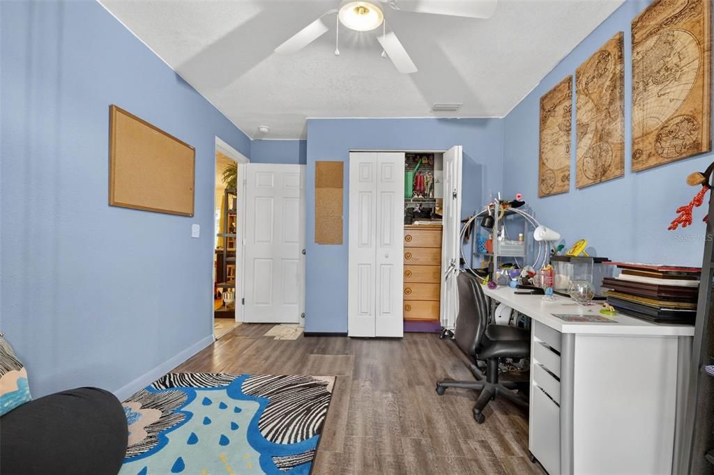 En Venta: $385,000 (3 camas, 2 baños, 972 Pies cuadrados)