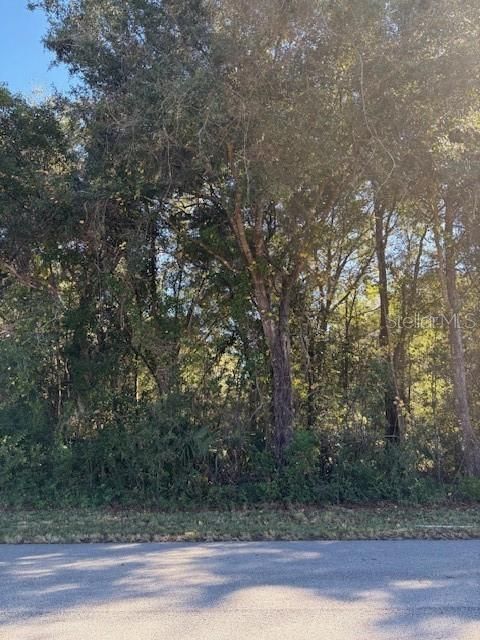 En Venta: $174,900 (2.40 acres)