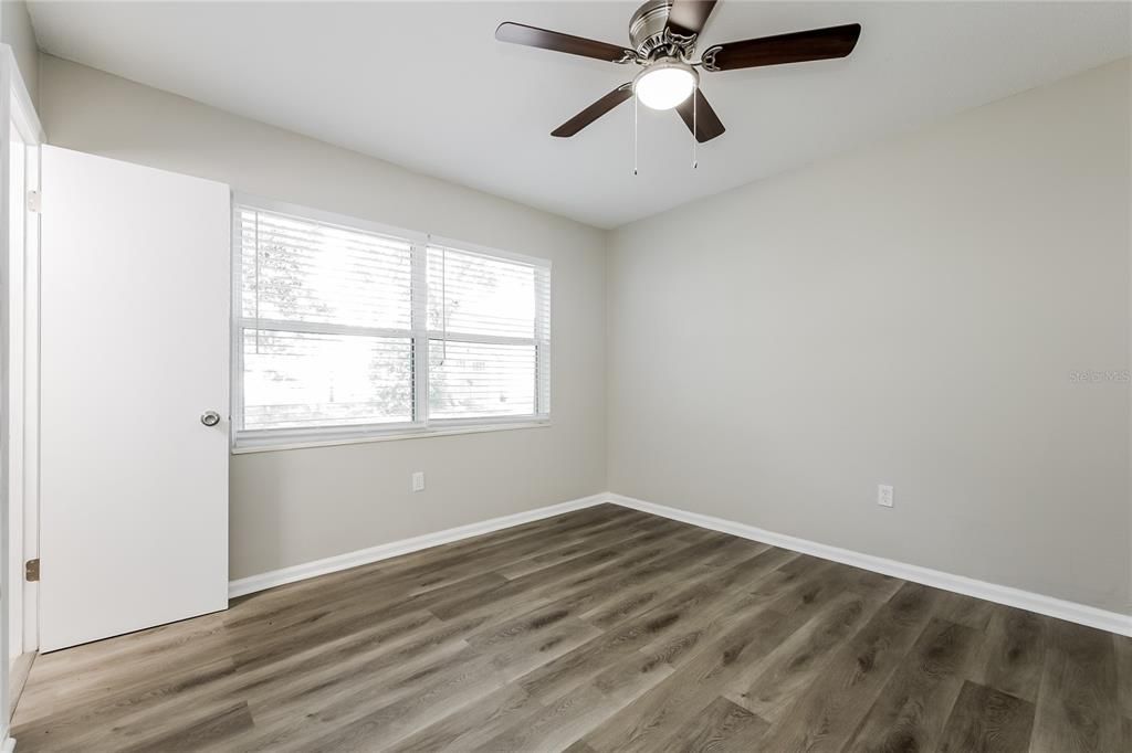 For Rent: $1,590 (3 beds, 1 baths, 1382 Square Feet)