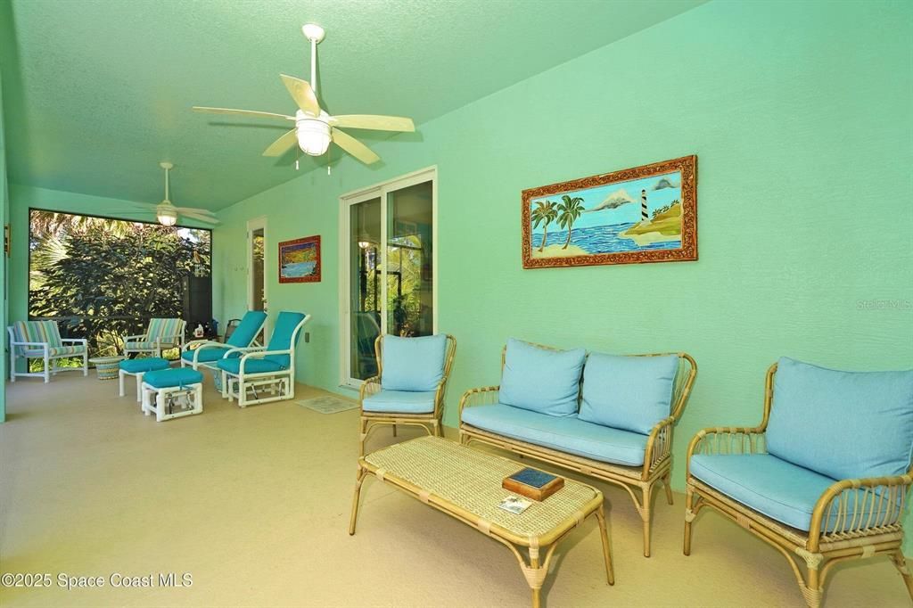 For Sale: $698,000 (3 beds, 2 baths, 1964 Square Feet)