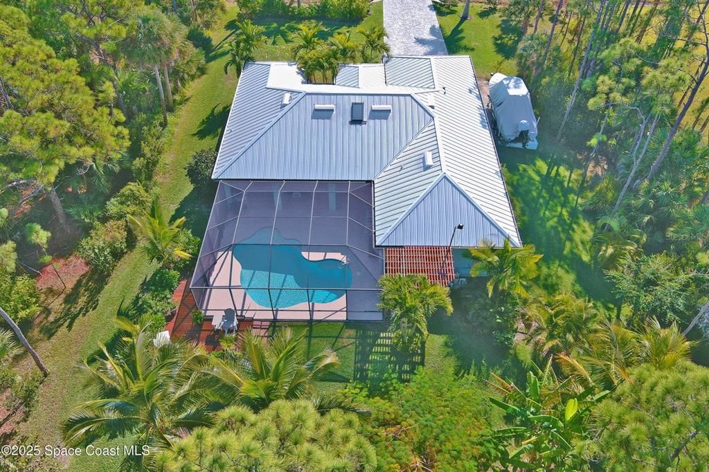 For Sale: $698,000 (3 beds, 2 baths, 1964 Square Feet)