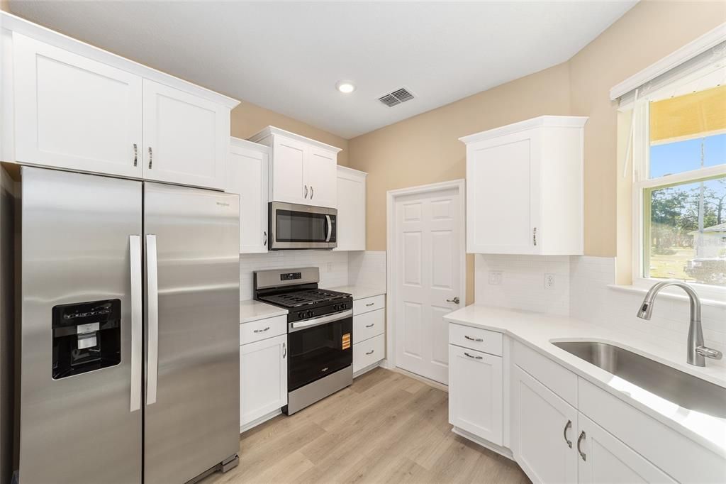 待售: $324,320 (2 贝兹, 2 浴室, 1343 平方英尺)