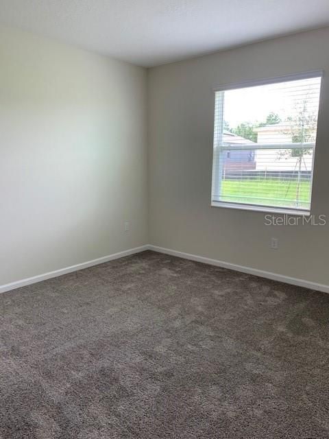 En Renta: $2,450 (4 camas, 3 baños, 2090 Pies cuadrados)