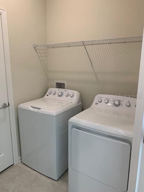 En Renta: $2,450 (4 camas, 3 baños, 2090 Pies cuadrados)