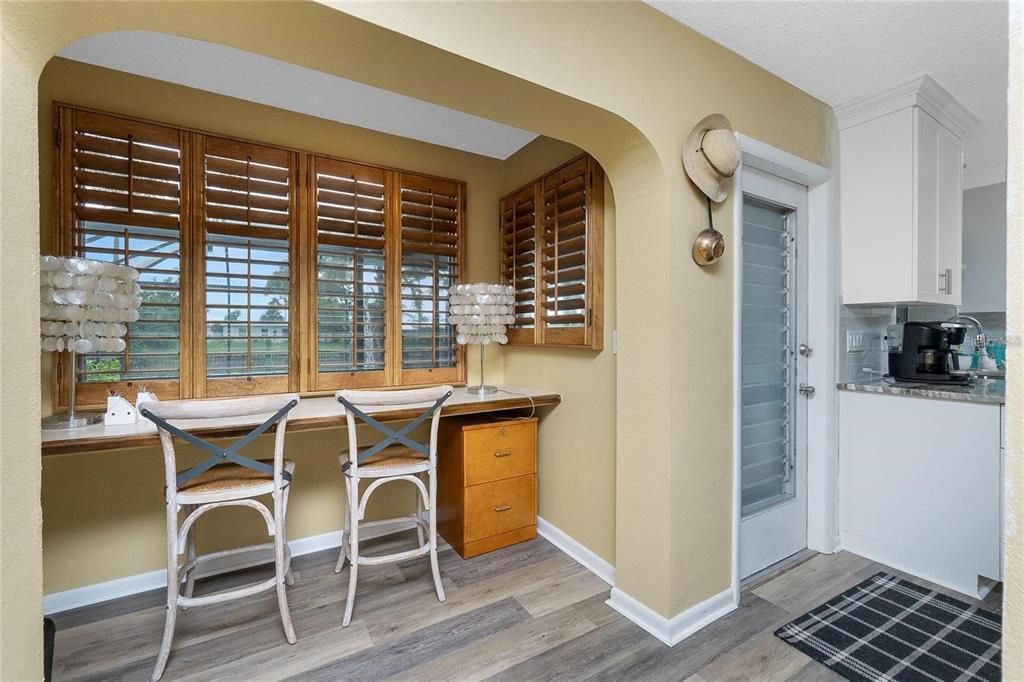 For Sale: $399,900 (3 beds, 2 baths, 1320 Square Feet)