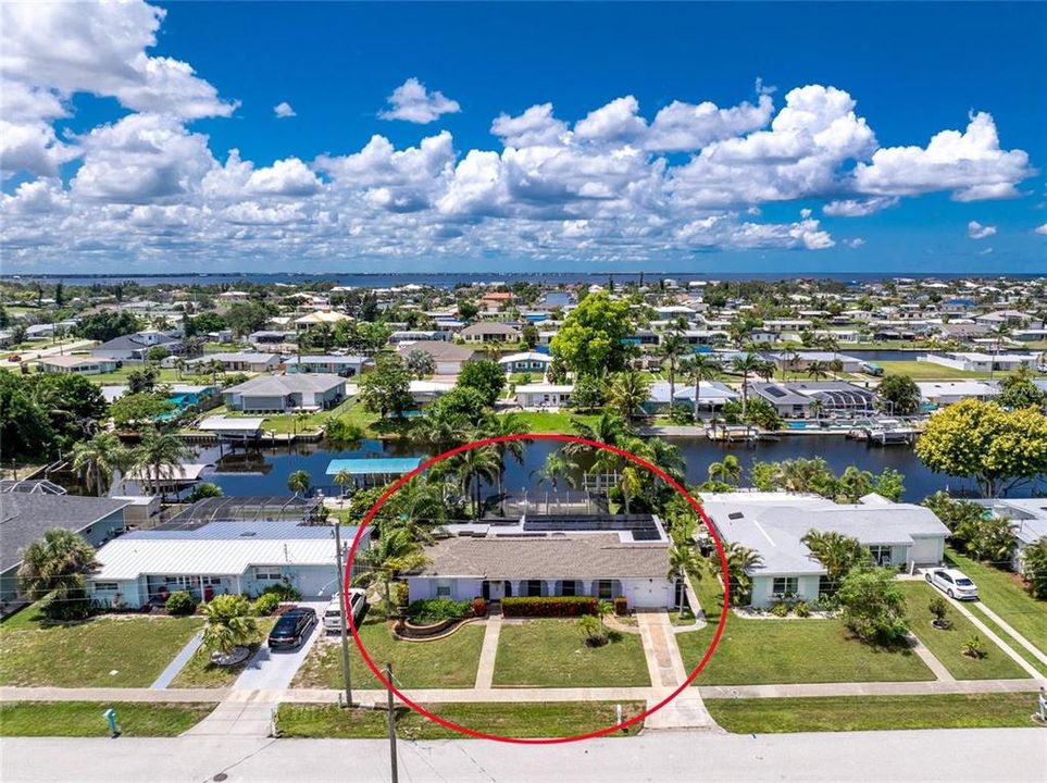 For Sale: $399,900 (3 beds, 2 baths, 1320 Square Feet)