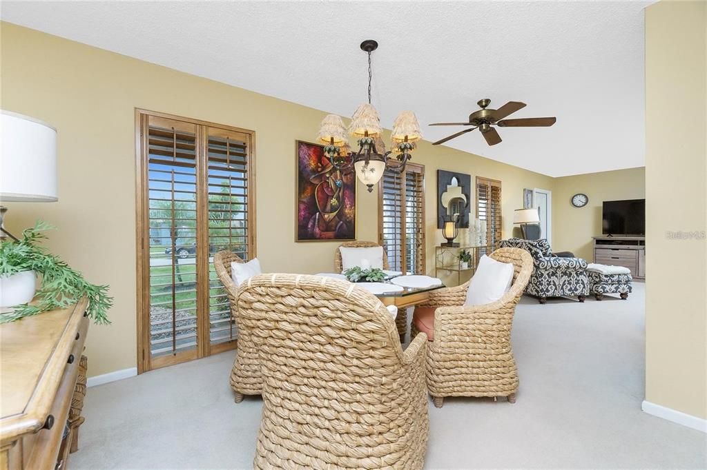 For Sale: $399,900 (3 beds, 2 baths, 1320 Square Feet)