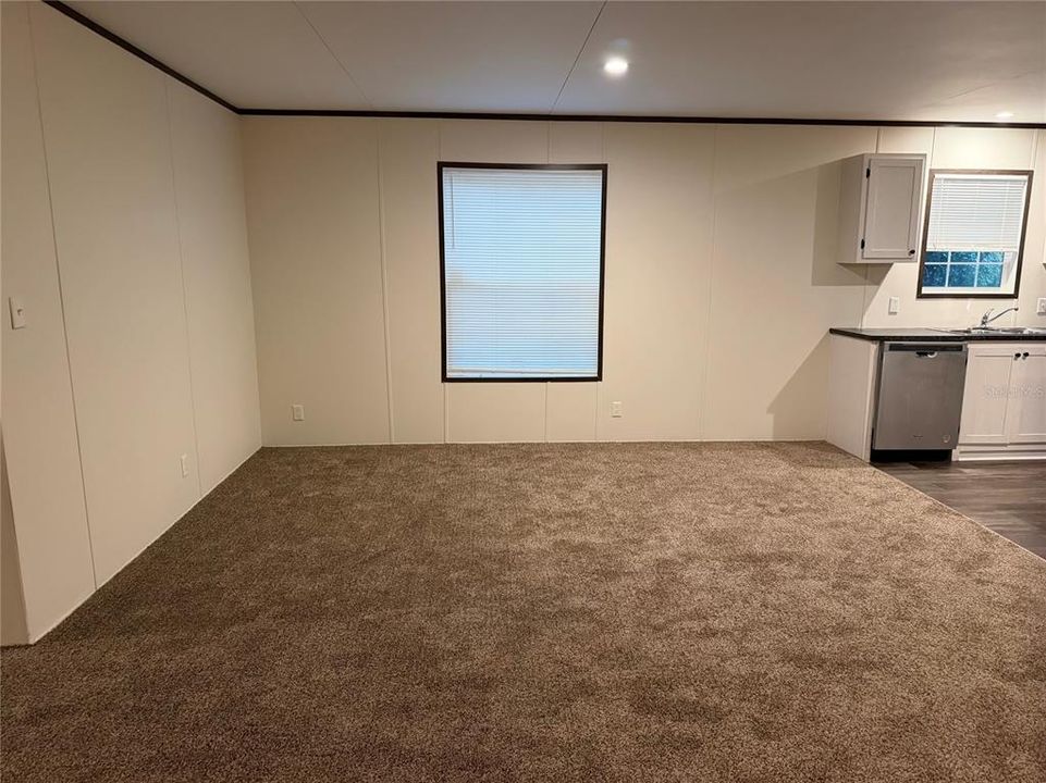 En Venta: $349,900 (5 camas, 3 baños, 2060 Pies cuadrados)