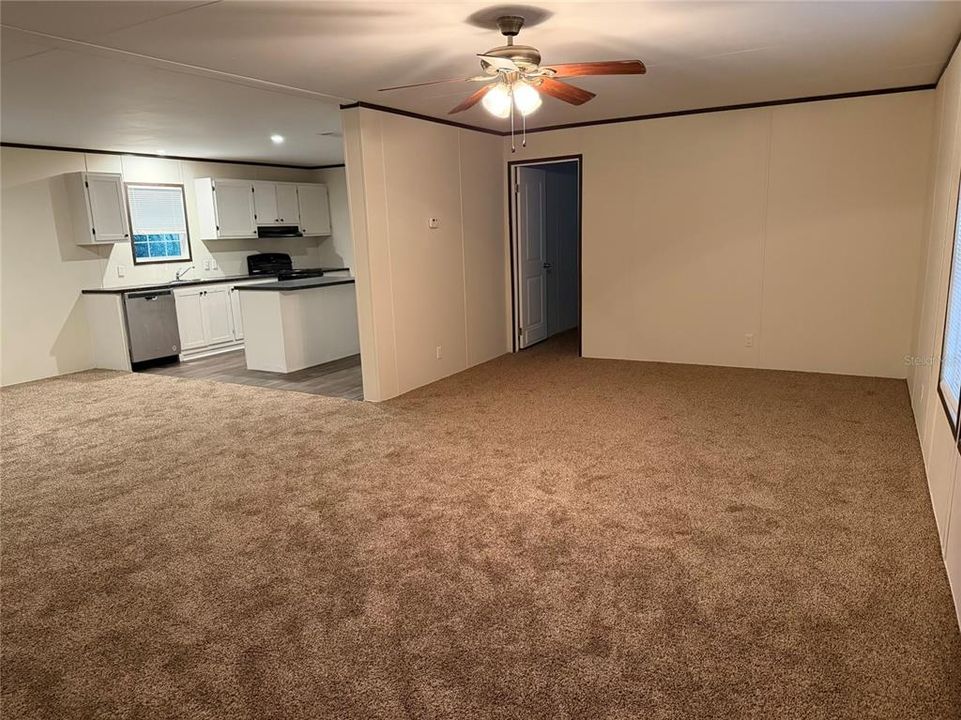 En Venta: $349,900 (5 camas, 3 baños, 2060 Pies cuadrados)