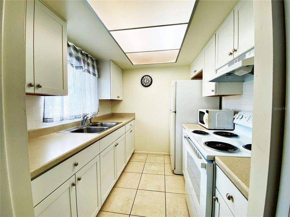 В аренду: $1,200 (1 спален, 1 ванн, 605 Квадратных фут)