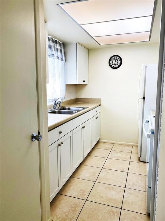 В аренду: $1,200 (1 спален, 1 ванн, 605 Квадратных фут)