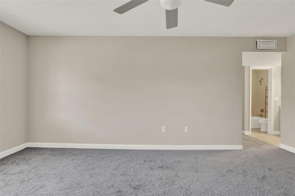 For Sale: $175,000 (3 beds, 2 baths, 1428 Square Feet)