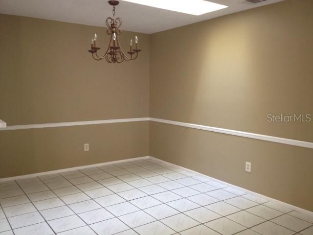 For Rent: $2,000 (3 beds, 2 baths, 1238 Square Feet)