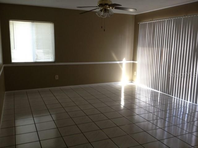 For Rent: $2,000 (3 beds, 2 baths, 1238 Square Feet)