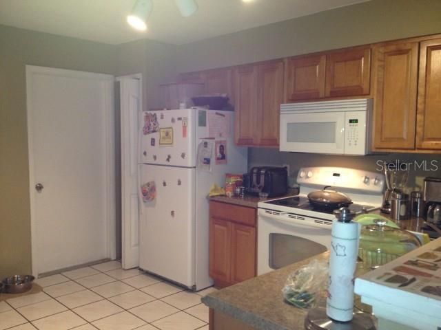 For Rent: $2,000 (3 beds, 2 baths, 1238 Square Feet)