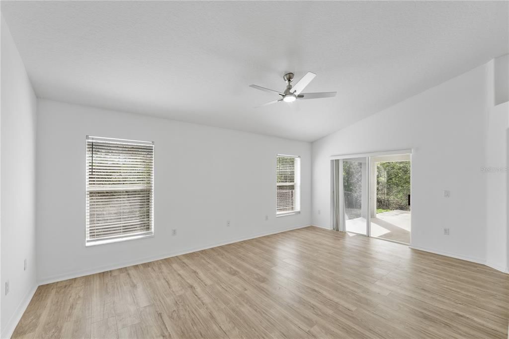 For Rent: $2,200 (3 beds, 2 baths, 1853 Square Feet)