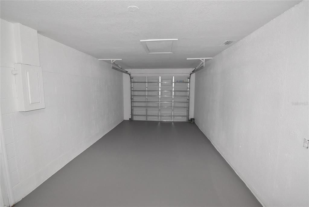 На продажу: $245,000 (3 спален, 2 ванн, 1327 Квадратных фут)