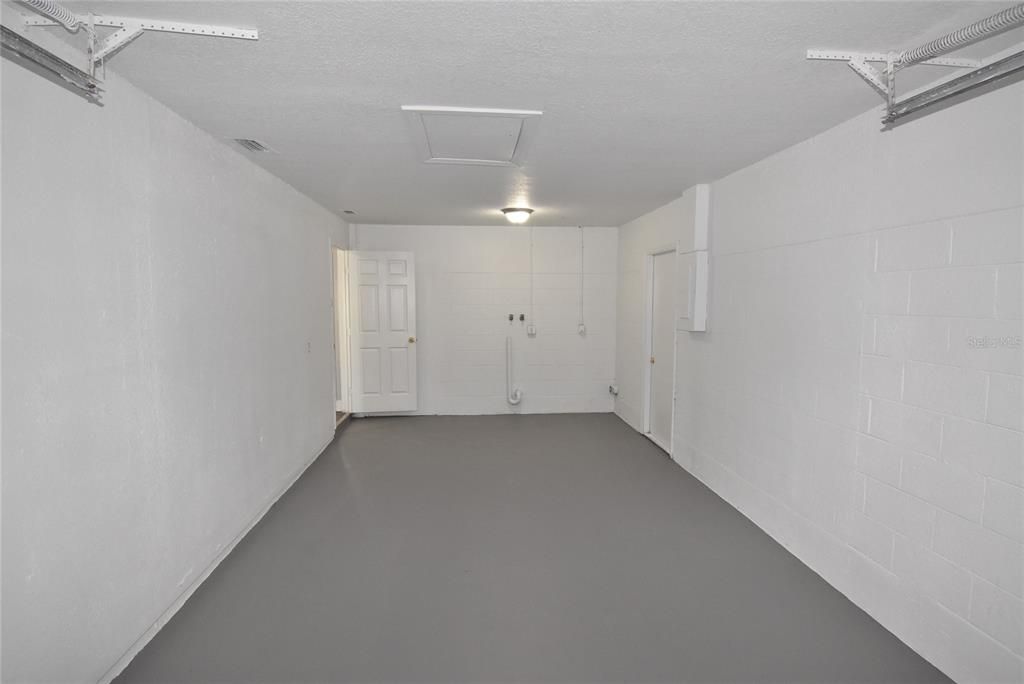 На продажу: $245,000 (3 спален, 2 ванн, 1327 Квадратных фут)