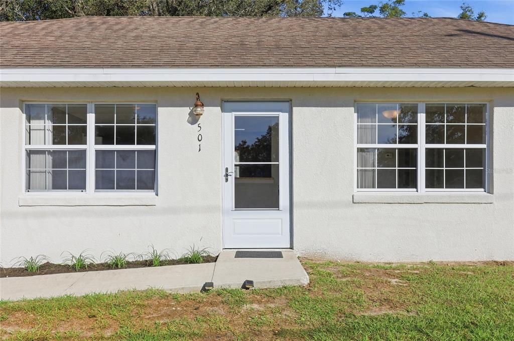 For Sale: $299,000 (3 beds, 2 baths, 1352 Square Feet)