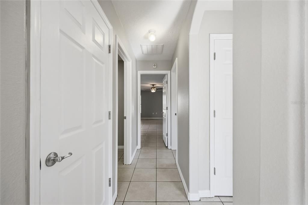 For Sale: $299,000 (3 beds, 2 baths, 1352 Square Feet)