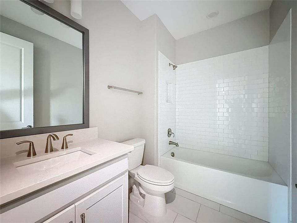 For Sale: $459,000 (3 beds, 2 baths, 2047 Square Feet)