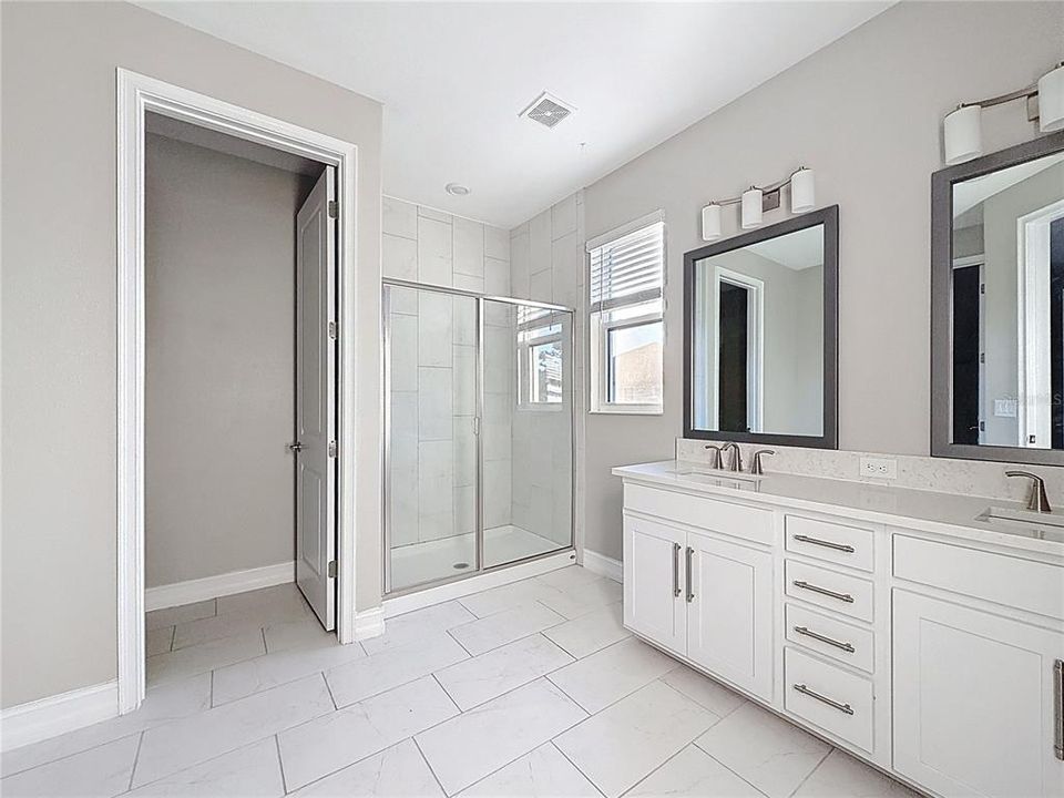 For Sale: $459,000 (3 beds, 2 baths, 2047 Square Feet)