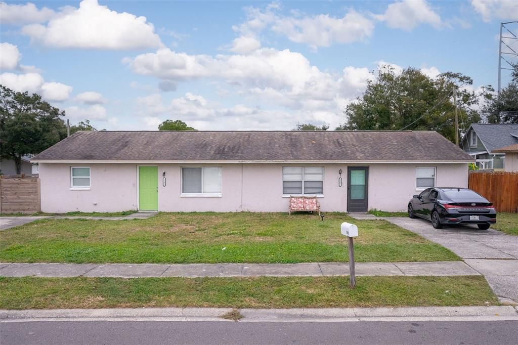 For Rent: $1,650 (2 beds, 1 baths, 850 Square Feet)