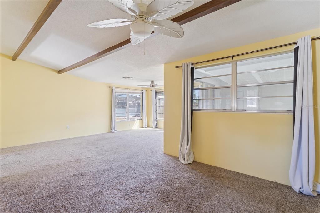 En Venta: $210,000 (2 camas, 2 baños, 1082 Pies cuadrados)