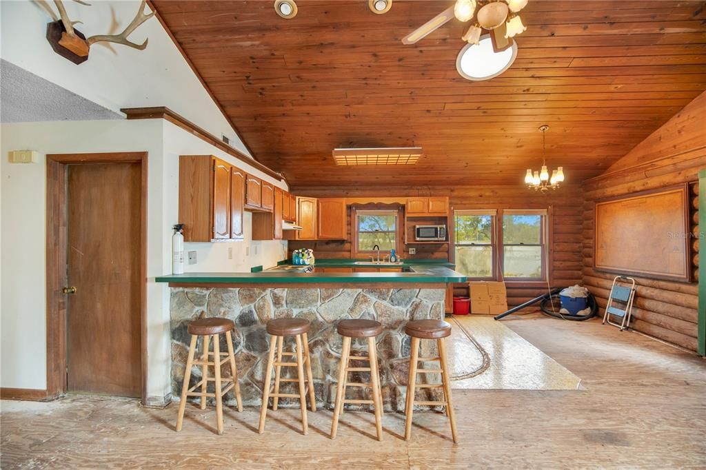 En Venta: $250,000 (3 camas, 2 baños, 1504 Pies cuadrados)