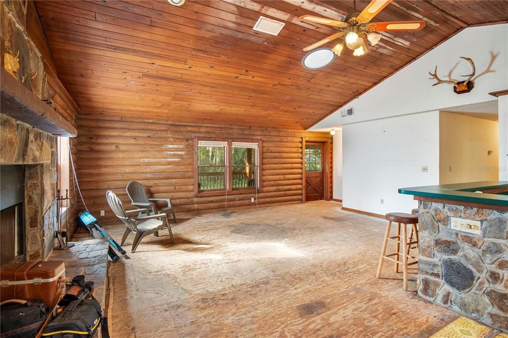 En Venta: $250,000 (3 camas, 2 baños, 1504 Pies cuadrados)