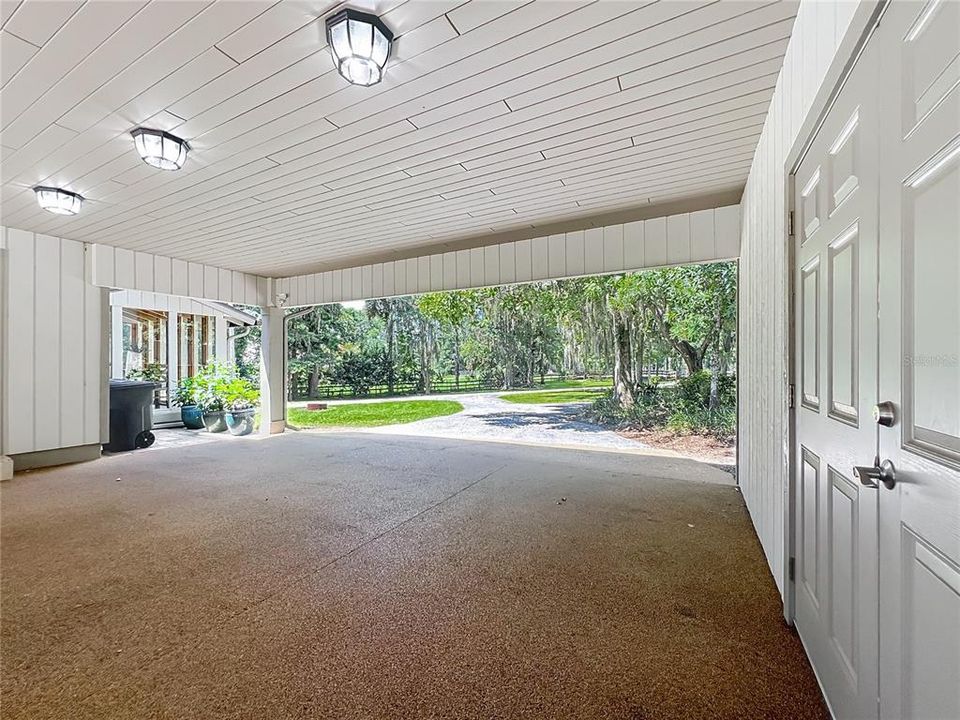 For Rent: $4,950 (4 beds, 2 baths, 2830 Square Feet)