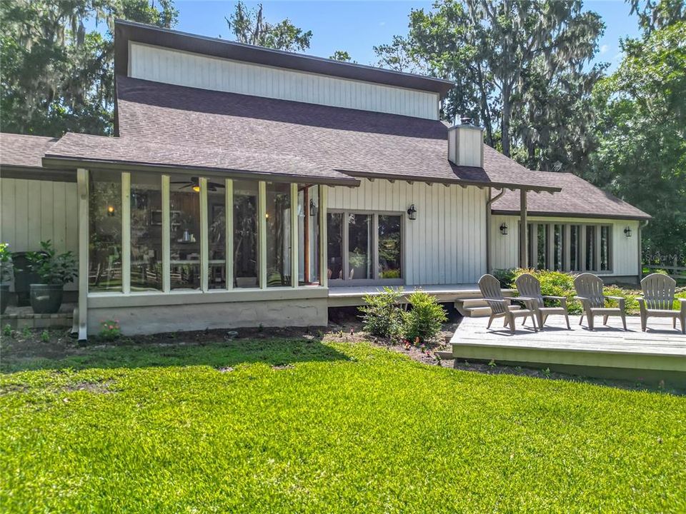 For Rent: $4,950 (4 beds, 2 baths, 2830 Square Feet)