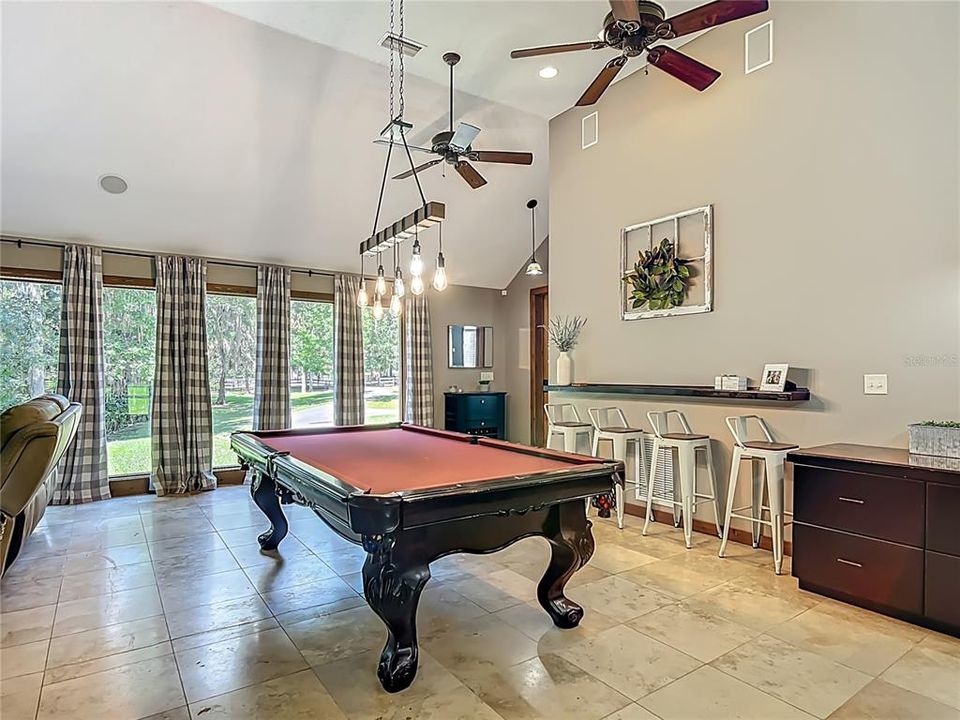 For Rent: $4,950 (4 beds, 2 baths, 2830 Square Feet)