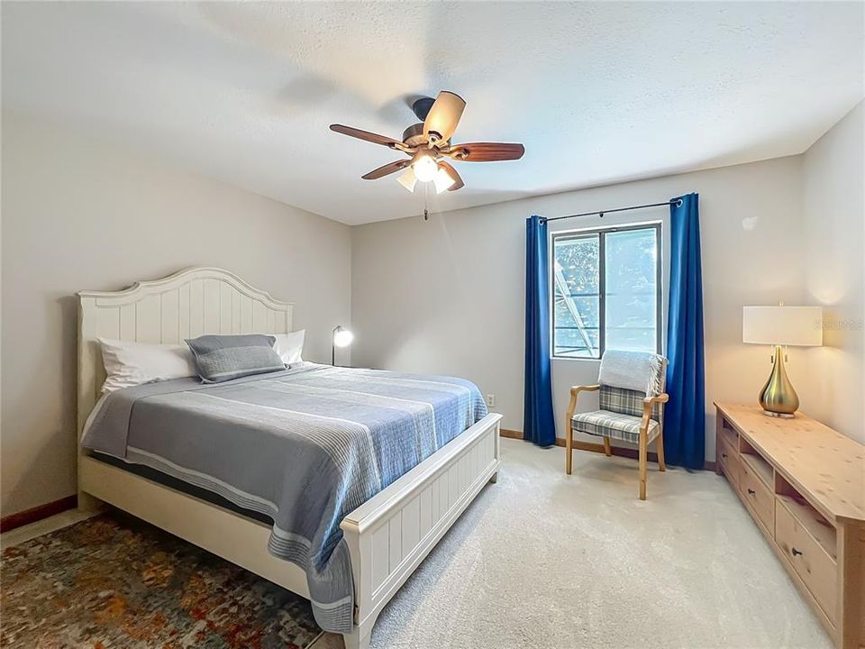 For Rent: $4,950 (4 beds, 2 baths, 2830 Square Feet)