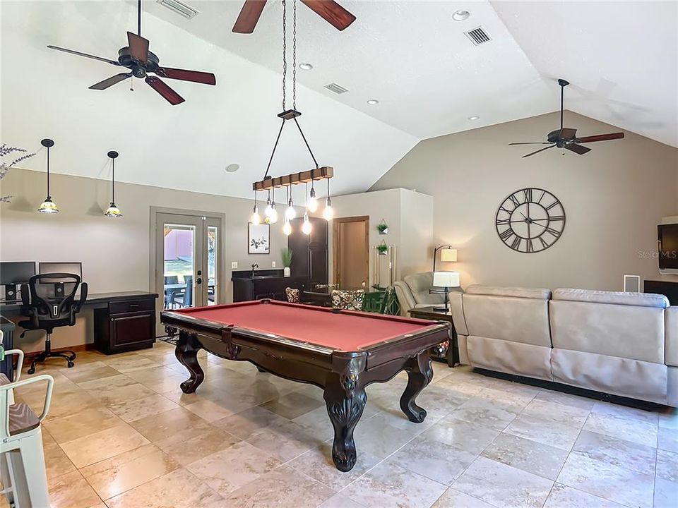 For Rent: $4,950 (4 beds, 2 baths, 2830 Square Feet)