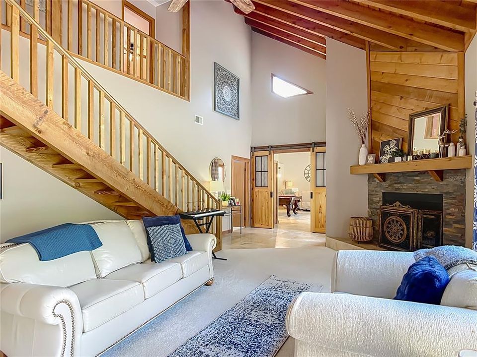 For Rent: $4,950 (4 beds, 2 baths, 2830 Square Feet)