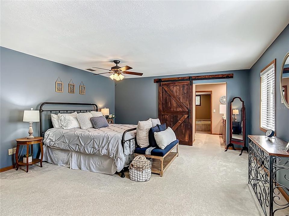 For Rent: $4,950 (4 beds, 2 baths, 2830 Square Feet)